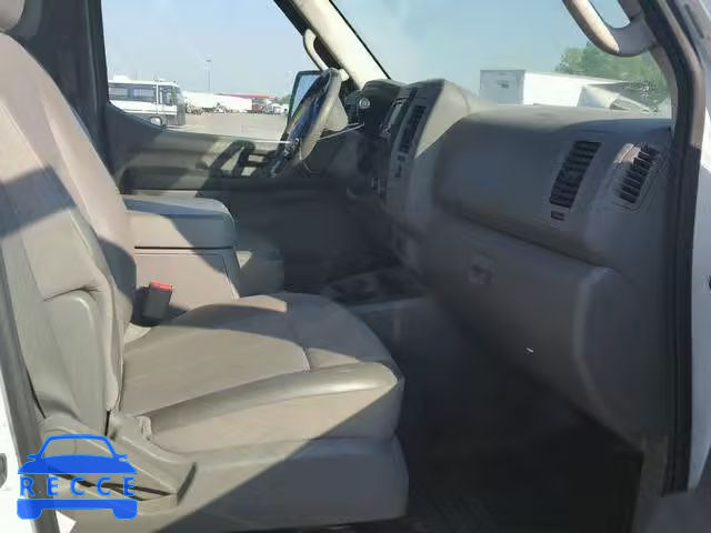 2015 NISSAN NV 2500 1N6AF0LYXFN803282 image 4