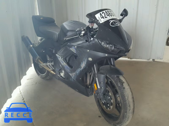 2005 YAMAHA YZFR6 L JYARJ06E45A027786 image 0