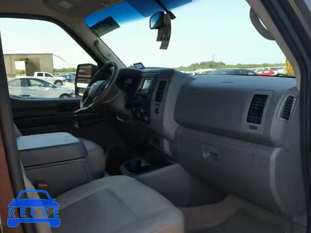 2016 NISSAN NV 3500 5BZAF0AA0GN850296 image 4