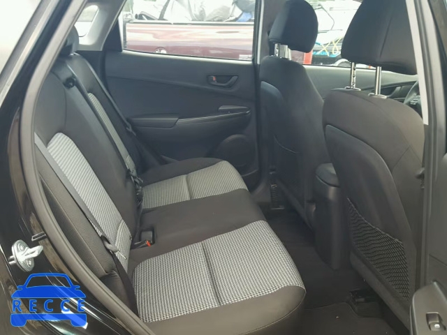 2018 HYUNDAI KONA SE KM8K1CAA2JU114294 Bild 5