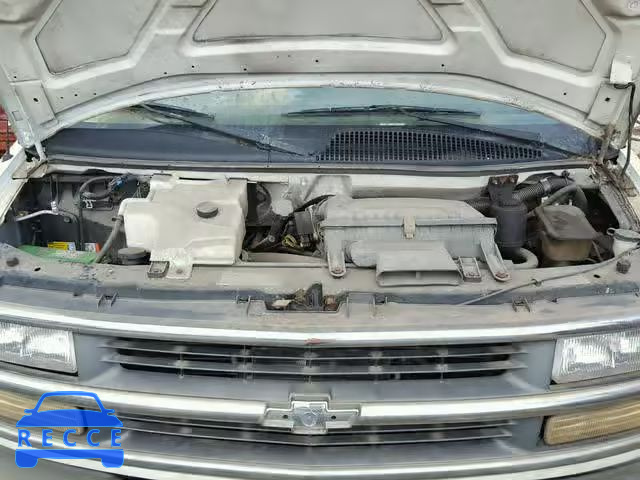 2000 CHEVROLET EXPRESS 1GBJG31R7Y1210281 image 6