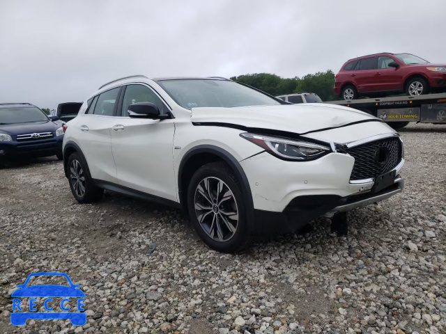 2018 INFINITI QX30 PURE SJKCH5CR8JA054636 Bild 0