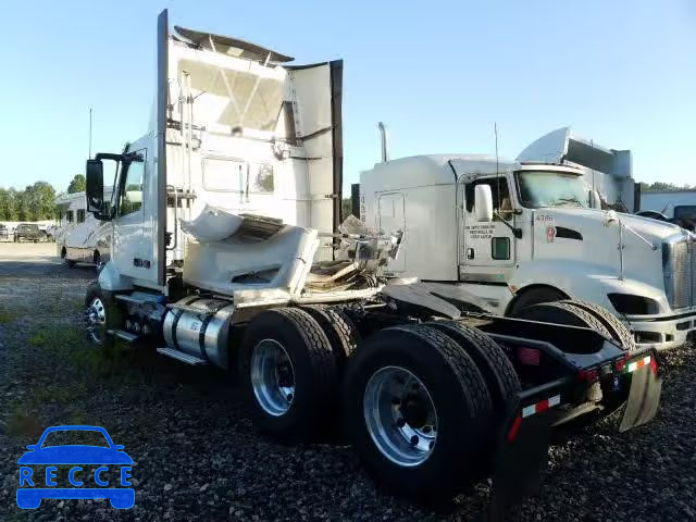 2020 VOLVO VN VNL 4V4NC9EG9LN261940 Bild 2