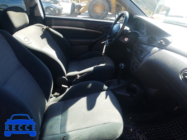 2000 FORD FOCUS ZX3 3FAFP3133YR177188 image 4