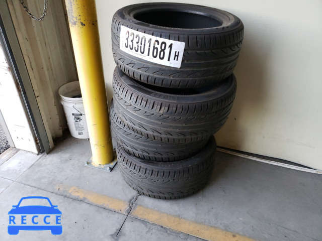 2000 TIRE TIRES B1LL0FSALE3330168 image 0