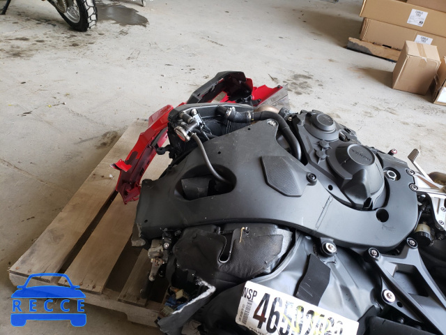 2018 HONDA CBR1000 RR JH2SC7716JK100298 Bild 4