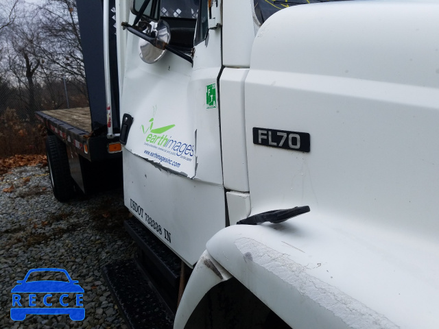 1997 FREIGHTLINER FL70 1FV6HFAA2VL797195 image 8