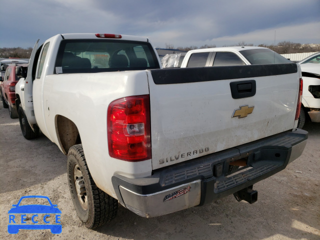 2008 CHEVROLET 1500 SILVE 1GCHC29K28E197813 image 2