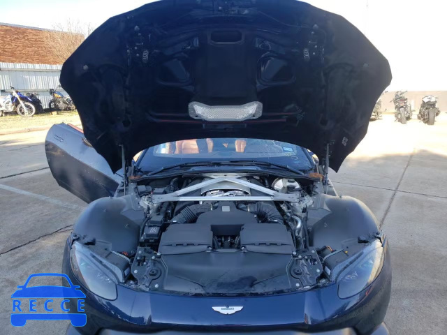 2019 ASTON MARTIN VANTAGE SCFSMGAW2KGN02741 image 4