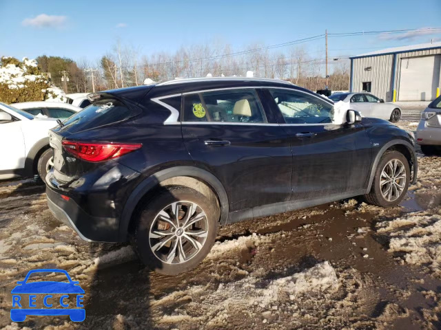 2018 INFINITI QX30 PURE SJKCH5CR3JA053023 Bild 2