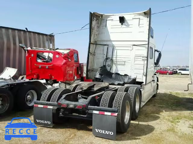 2017 VOLVO VNL 4V4NC9EH2HN961766 image 3