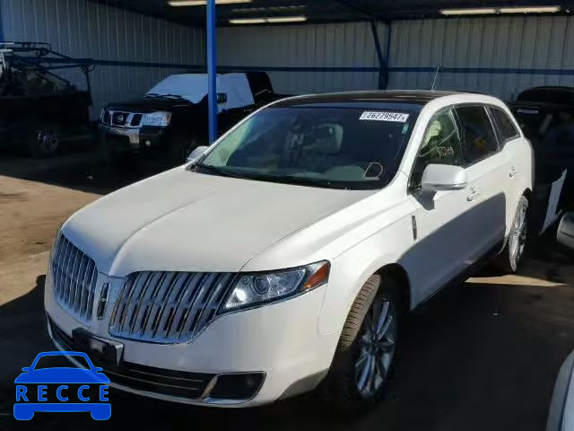 2010 LINCOLN MKT 2LMHJ5AT8ABJ13359 Bild 1