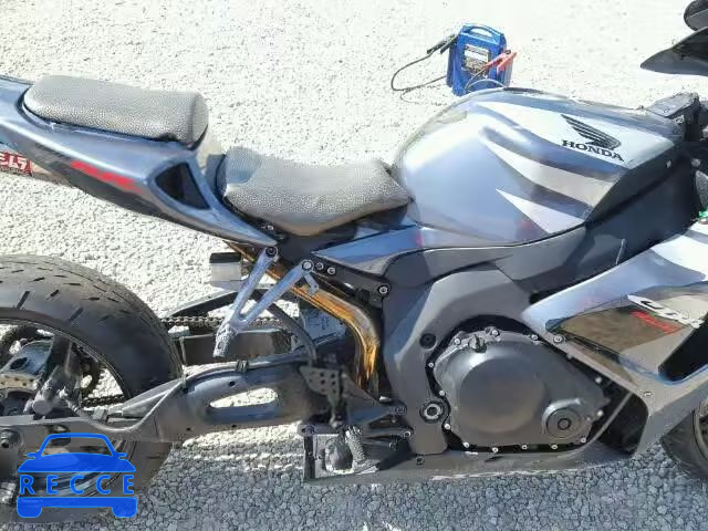 2006 HONDA CBR1000 JH2SC570X6M210343 image 5