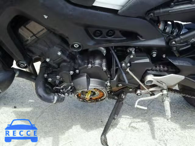 2017 YAMAHA FZ09 JYARN53Y2HA000199 image 8