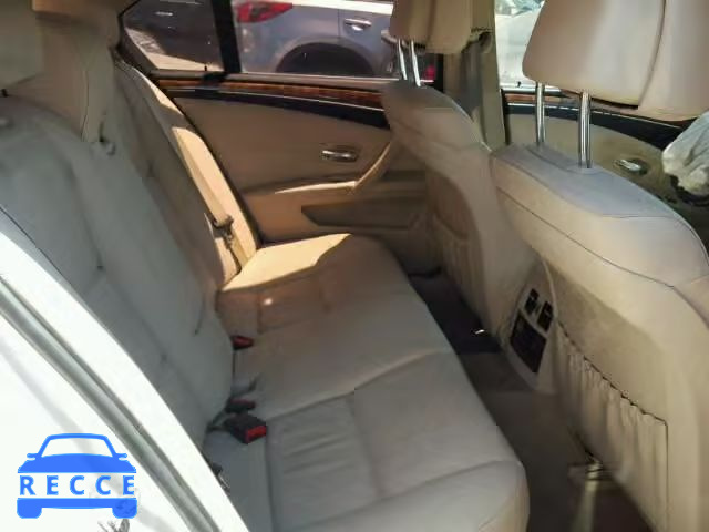 2010 BMW 528 WBANU5C55AC126950 Bild 5