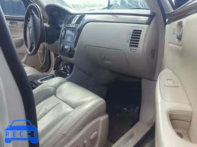 2011 CADILLAC DTS 1G6KH5E6XBU110452 image 4