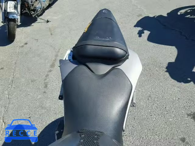 2013 YAMAHA YZFR6 JYARJ16Y7DA006610 Bild 5