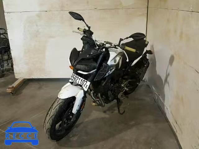 2017 YAMAHA FZ09 JYARN53E5HA000316 image 1