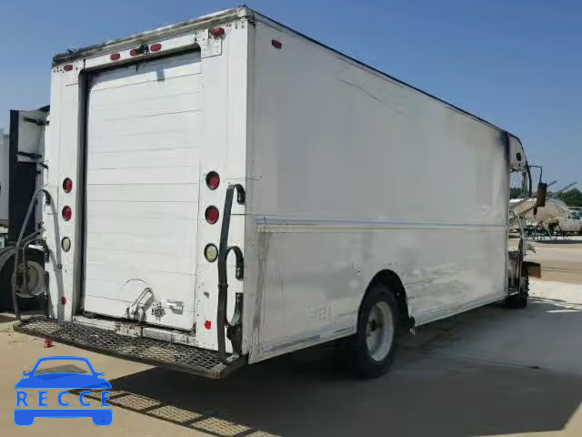 2006 FREIGHTLINER CHASSIS 4UZAARBW96CW00588 image 3