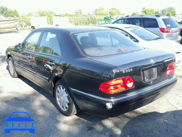 1998 MERCEDES-BENZ E 300TD WDBJF25F1WA546075 Bild 2