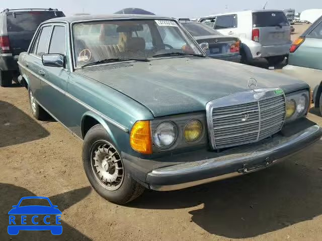 1982 MERCEDES-BENZ 240 WDBAB23A0CB309330 Bild 0