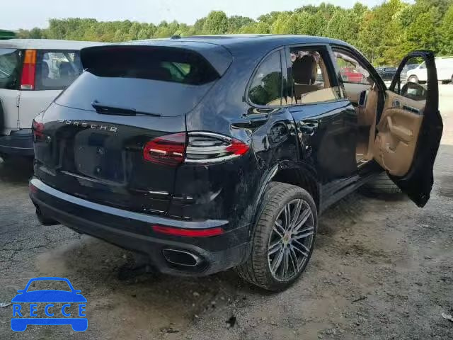 2017 PORSCHE CAYENNE WP1AA2A29HKA89319 image 3