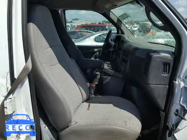 2015 GMC SAVANA 1GTW7FCF7F1238147 image 4