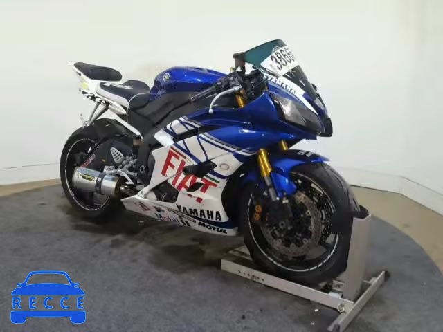 2007 YAMAHA YZFR6 JYARJ12E47A018858 Bild 1