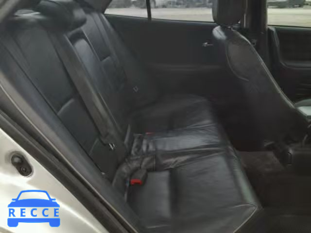 2002 LEXUS IS JTHBD192620063354 Bild 5