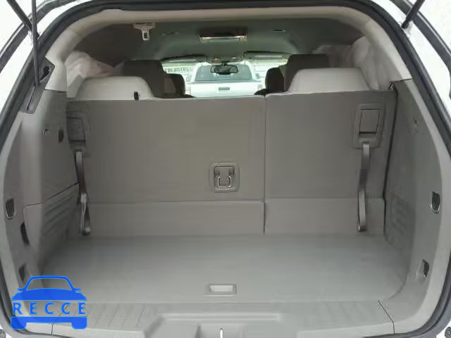 2017 CHEVROLET TRAVERSE 1GNKRHKD1HJ118763 image 8