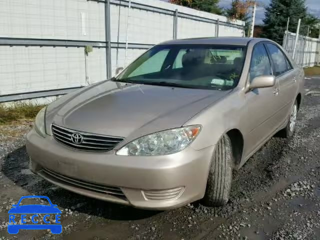 2006 TOYOTA CAMRY LE 4T1BE32K06U722642 image 1