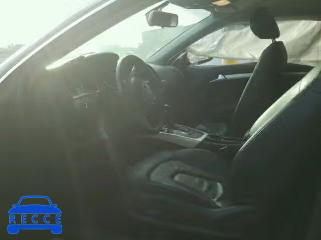 2010 AUDI A5 WAULFAFR2AA081423 image 4