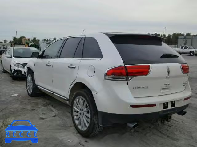 2011 LINCOLN MKX 2LMDJ8JK3BBJ28859 Bild 2