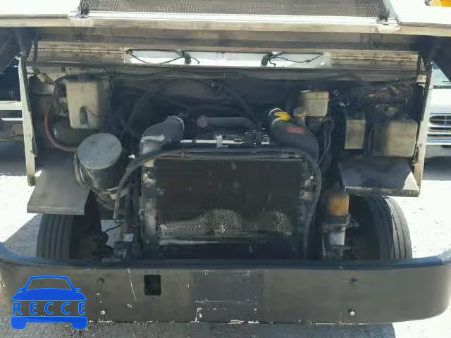 1998 FREIGHTLINER CHASSIS 4UZA4FF40WC932451 image 6