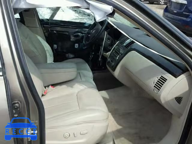 2011 CADILLAC DTS 1G6KD5E6XBU124671 image 4