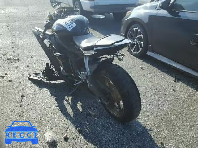 2009 YAMAHA YZFR6 JYARJ16E89A017046 Bild 2