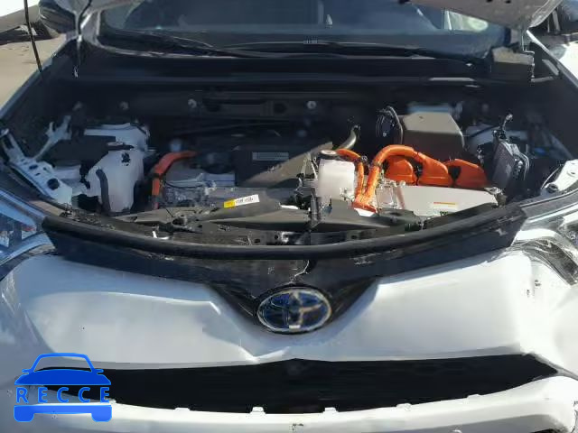 2017 TOYOTA RAV4 HV JTMJJREV3HD121491 Bild 6