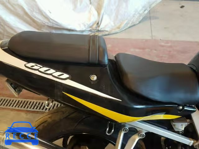 2002 SUZUKI GSX-R600 JS1GN7BA522103236 Bild 5