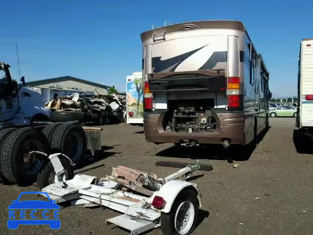 2003 FREIGHTLINER CHASSIS 4UZAAHBS73CL73968 image 3