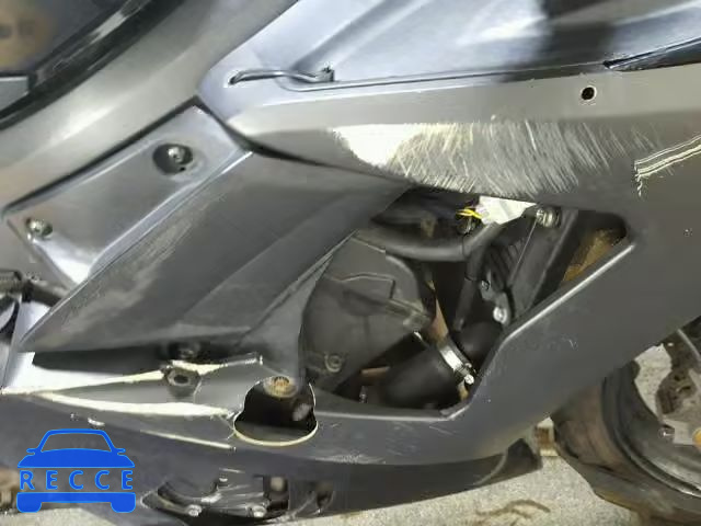 2005 YAMAHA YZFR6 JYARJ06E95A030845 Bild 15