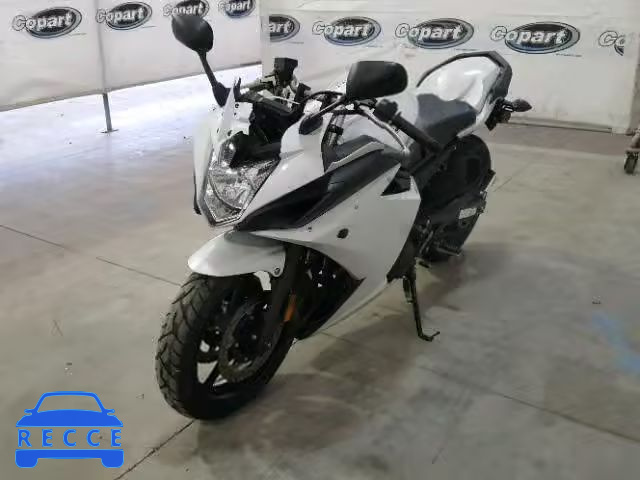 2009 YAMAHA FZ6 JYARJ18E09A001839 Bild 1