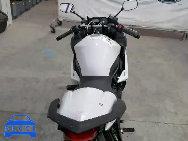 2009 YAMAHA FZ6 JYARJ18E09A001839 Bild 5