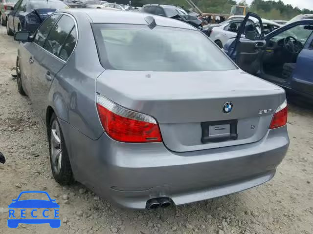 2007 BMW 525 WBANE53557CY07258 Bild 2
