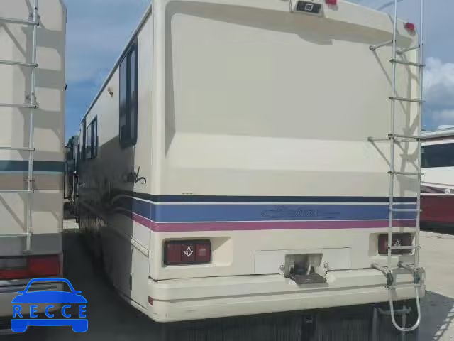 1995 CHEVROLET P30 1GBLP37NXS3305149 image 2