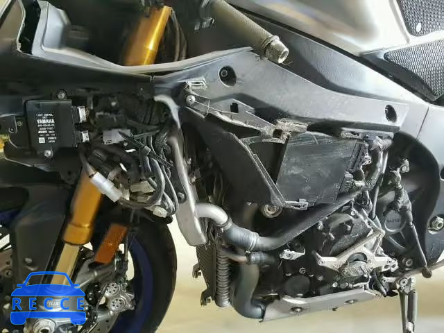 2017 YAMAHA YZFR1 JYARN40E6HA000632 image 8