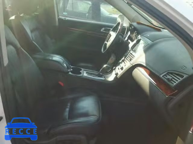 2010 LINCOLN MKT 2LMHJ5FR6ABJ08173 Bild 4