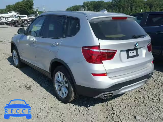 2016 BMW X3 5UXWX9C53G0D79797 Bild 2