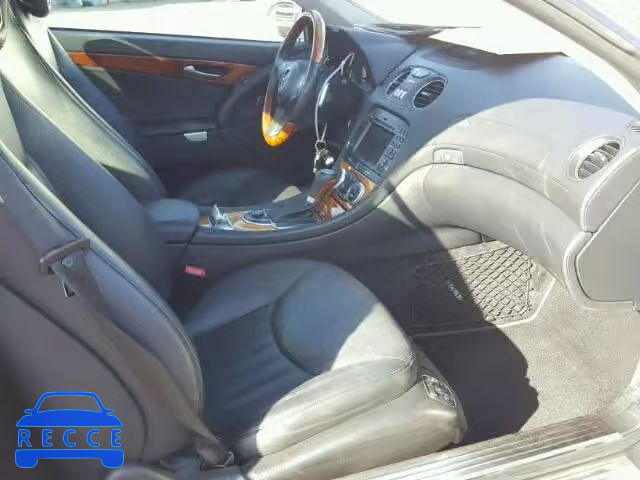 2009 MERCEDES-BENZ SL WDBSK71F19F143739 image 4