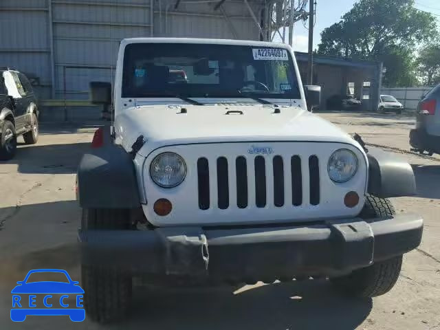 2009 JEEP WRANGLER 1J4FA24189L734560 image 8
