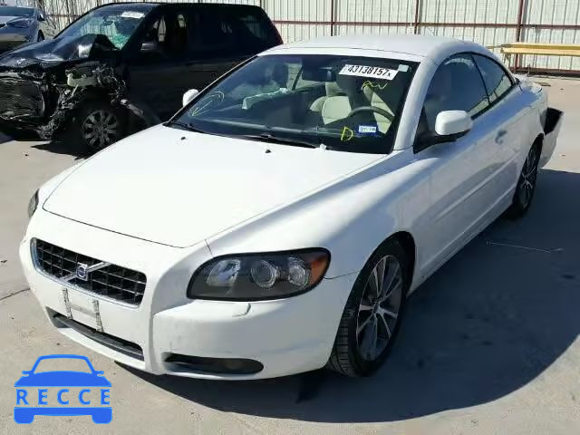 2010 VOLVO C70 YV1672MC0AJ091590 image 1